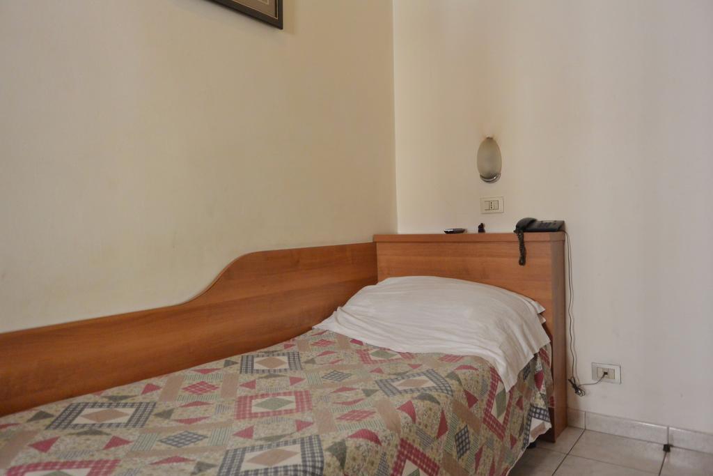 Hotel Oriente Mediolan Zewnętrze zdjęcie